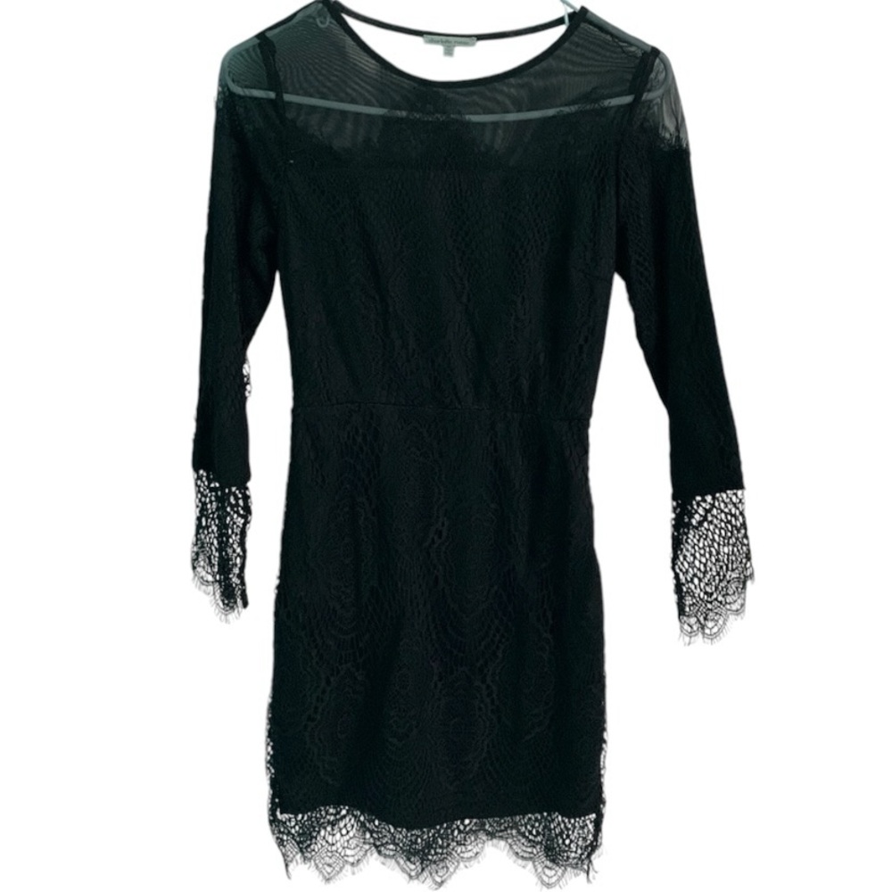 Charlotte Russe Black Lace Mesh Neckline Long Sleeved Dress Junior’s Size Medium